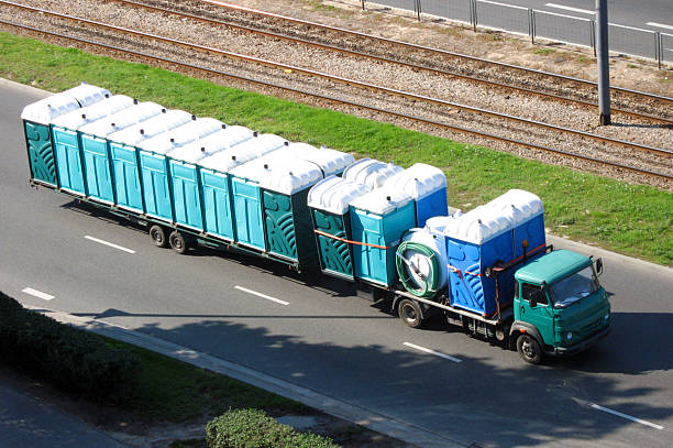 Best Portable restroom trailer rental  in Deer Park, WA